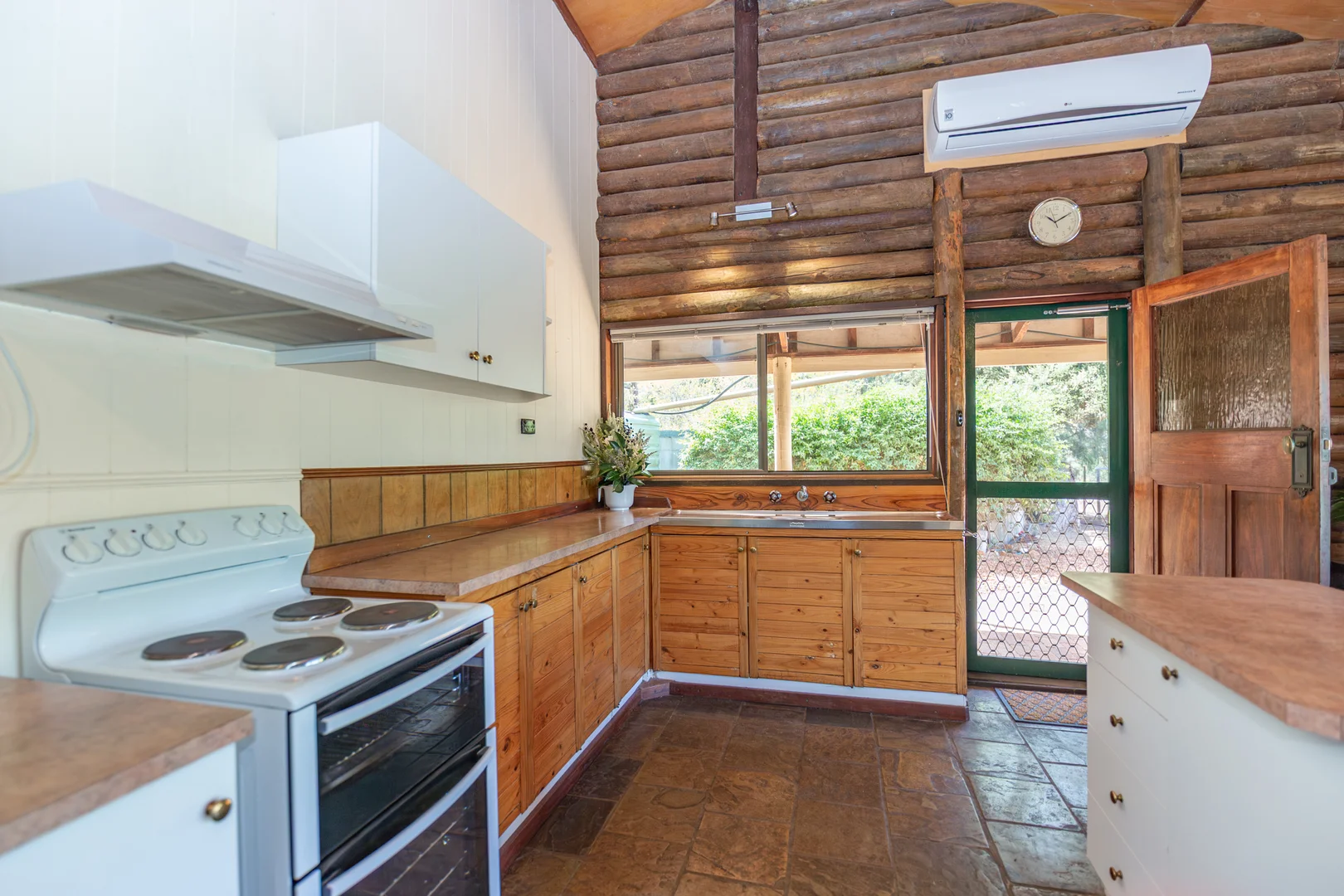 Additional image 7 of 931 Coondle West Road, West Toodyay WA 6566