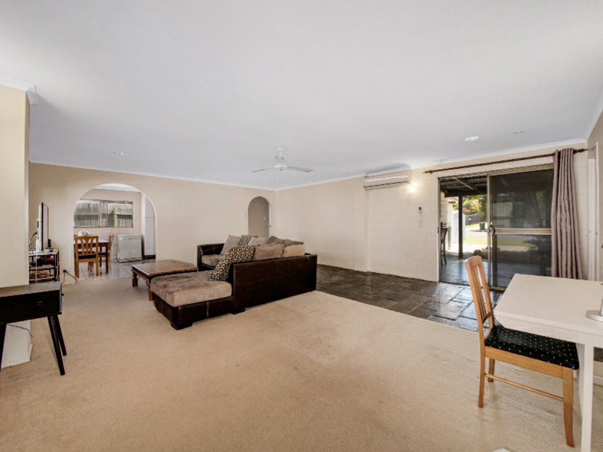 3 Richmond Court, Boyne Island QLD 4680, Image 2