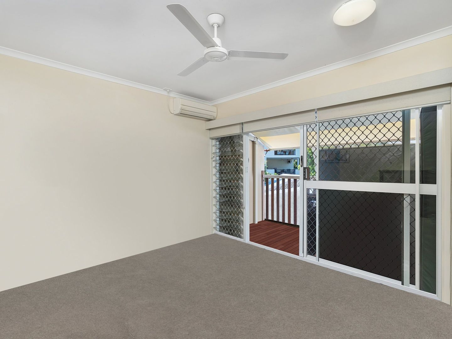 5/18-20 Adair Street, Yorkeys Knob QLD 4878, Image 2