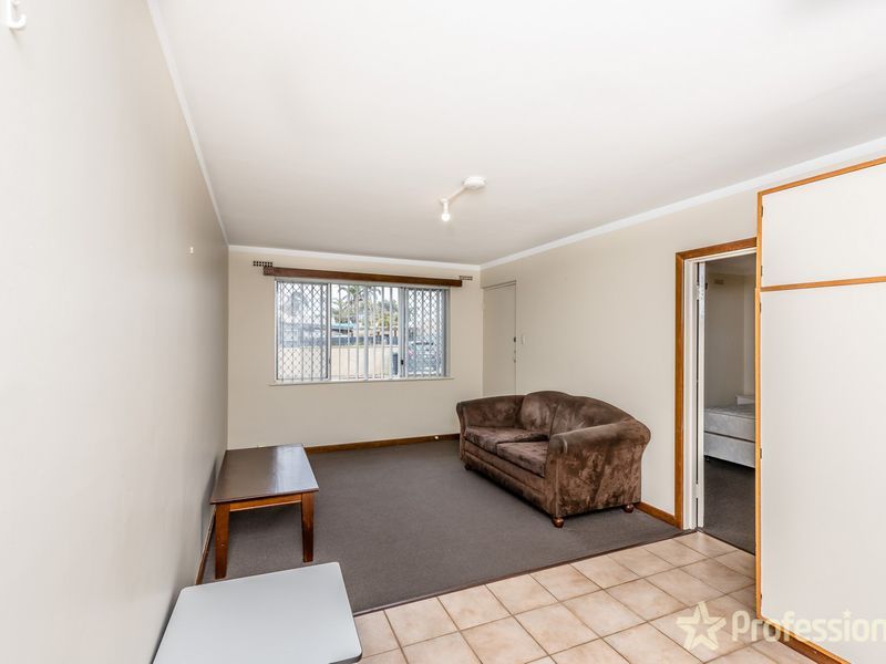 2/143 Fitzgerald Street, Geraldton WA 6530, Image 2