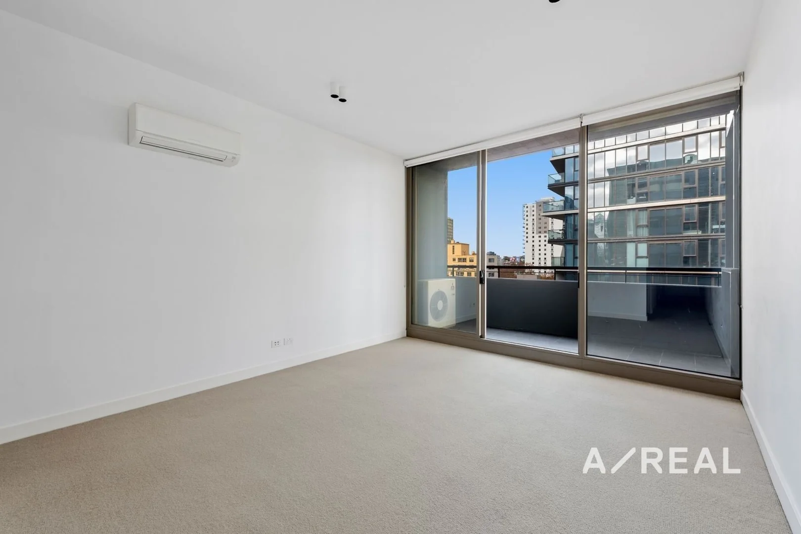 Additional image 2 of 711/74 Queens Road, Melbourne VIC 3004