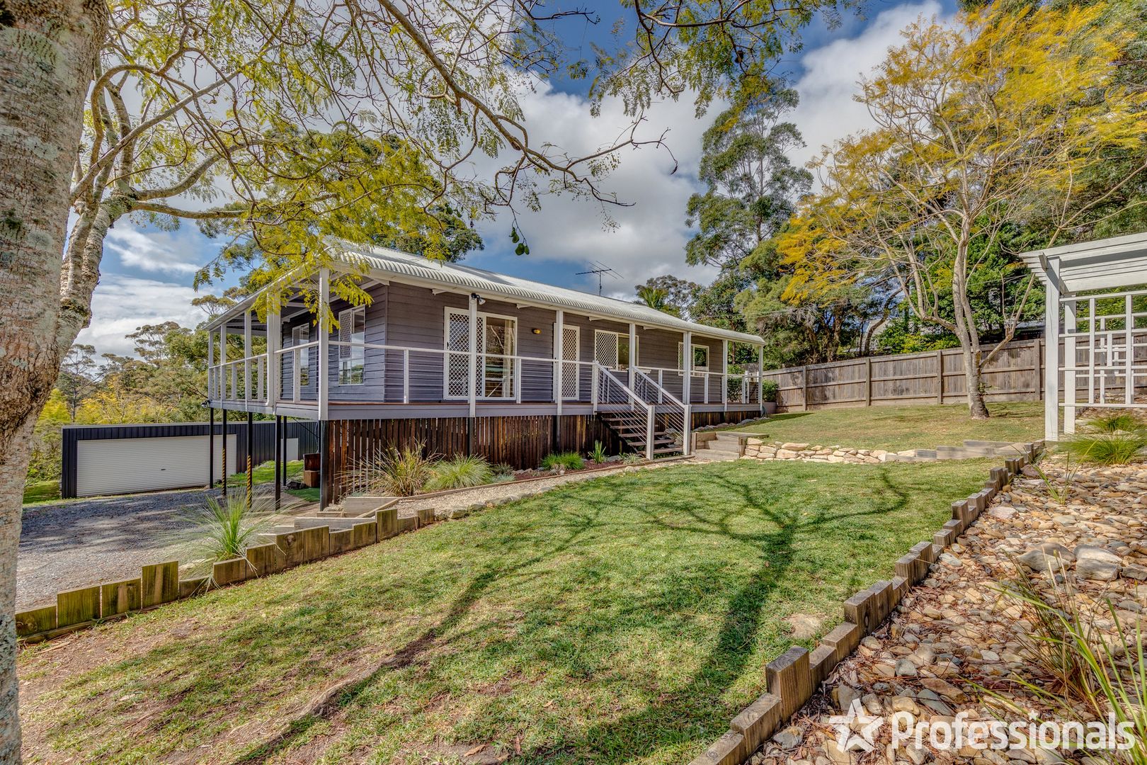 4 Hermon Road Tamborine Mountain Qld 4272 Domain