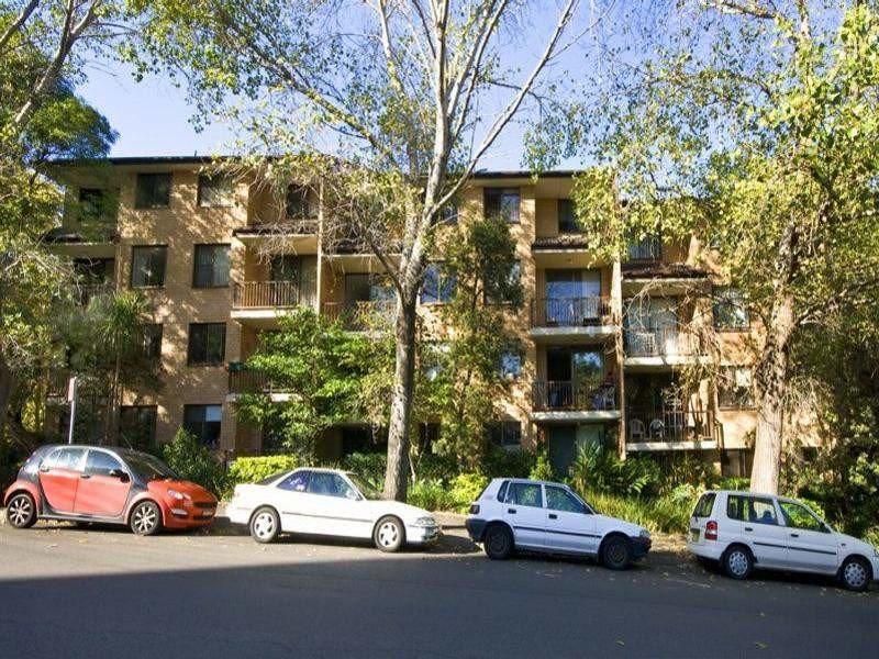 2 bedrooms Apartment / Unit / Flat in 58/4 Goodlet Street SURRY HILLS NSW, 2010