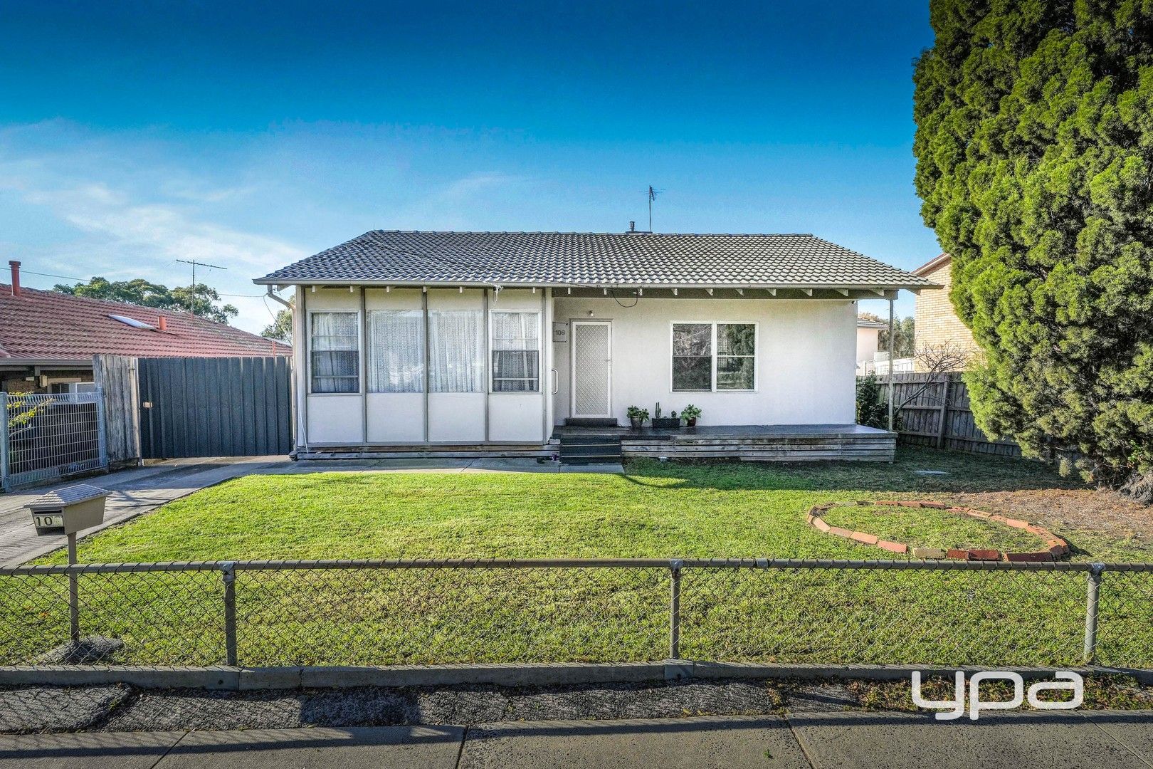 3 bedrooms House in 106 Dallas Drive DALLAS VIC, 3047