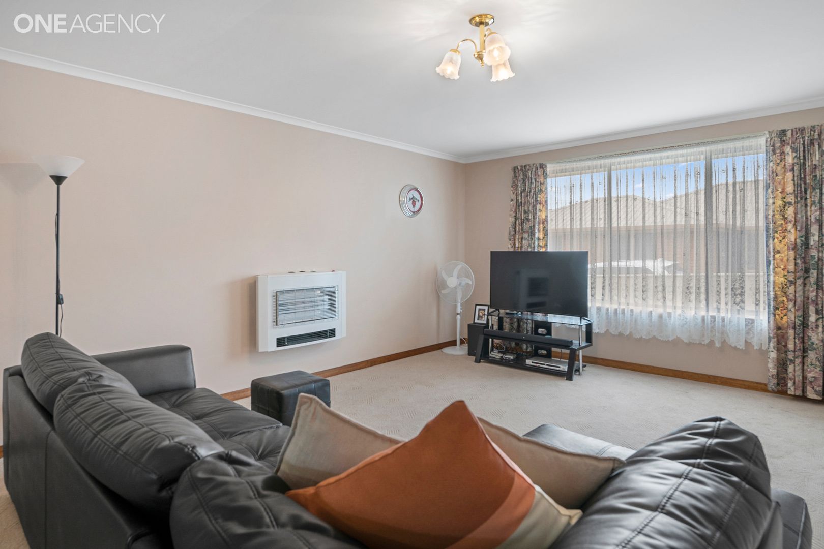 2/14 Lawrence Drive, Devonport TAS 7310, Image 2