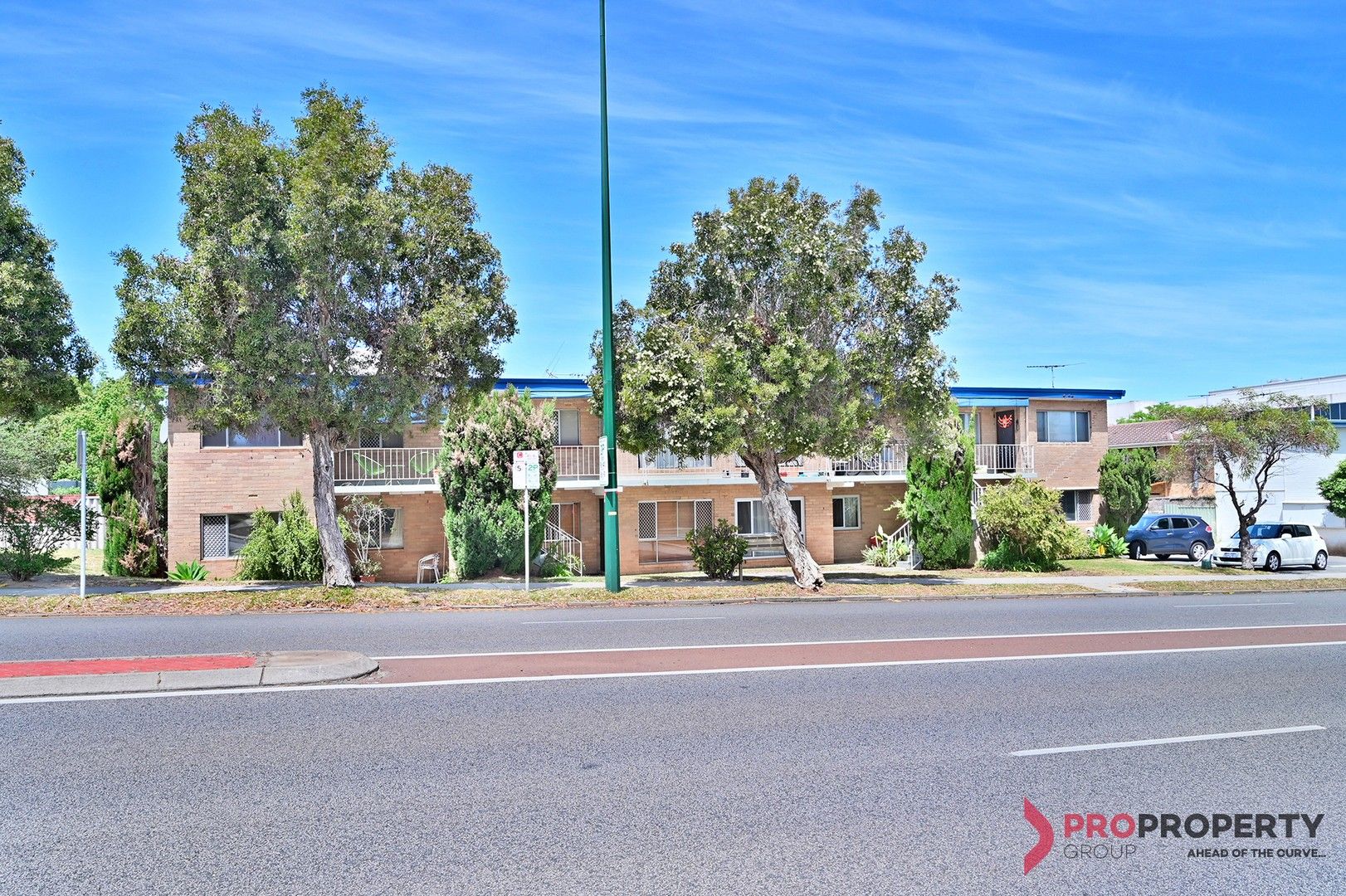 1 bedrooms Apartment / Unit / Flat in 4/161 Cambridge Street WEST LEEDERVILLE WA, 6007