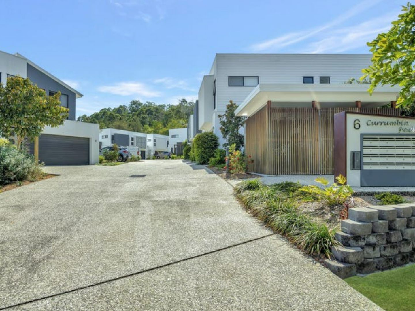 3 bedrooms Townhouse in ID:21114697/6 Border Drive North CURRUMBIN WATERS QLD, 4223