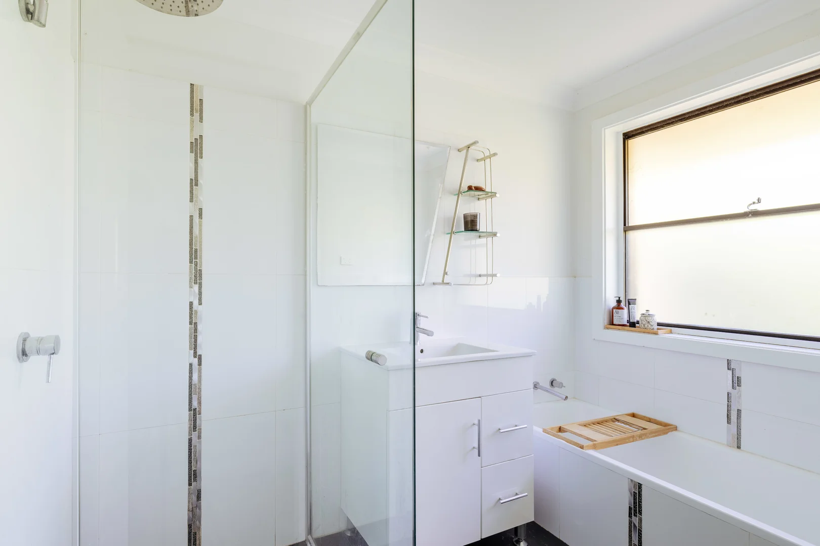 Additional image 14 of 197A Farmborough Road, Farmborough Heights NSW 2526