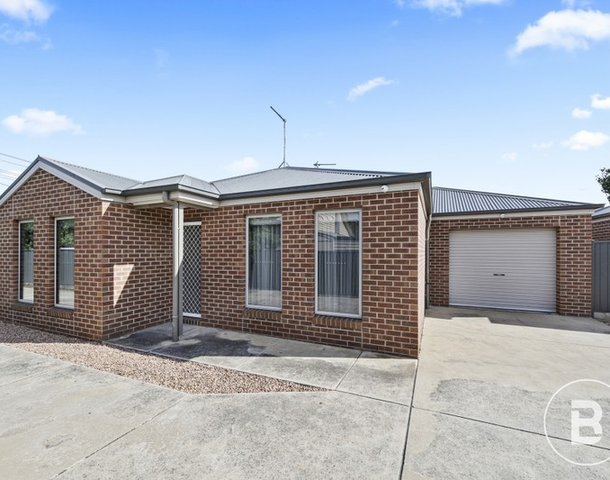 2/176 Park Road, Maryborough VIC 3465