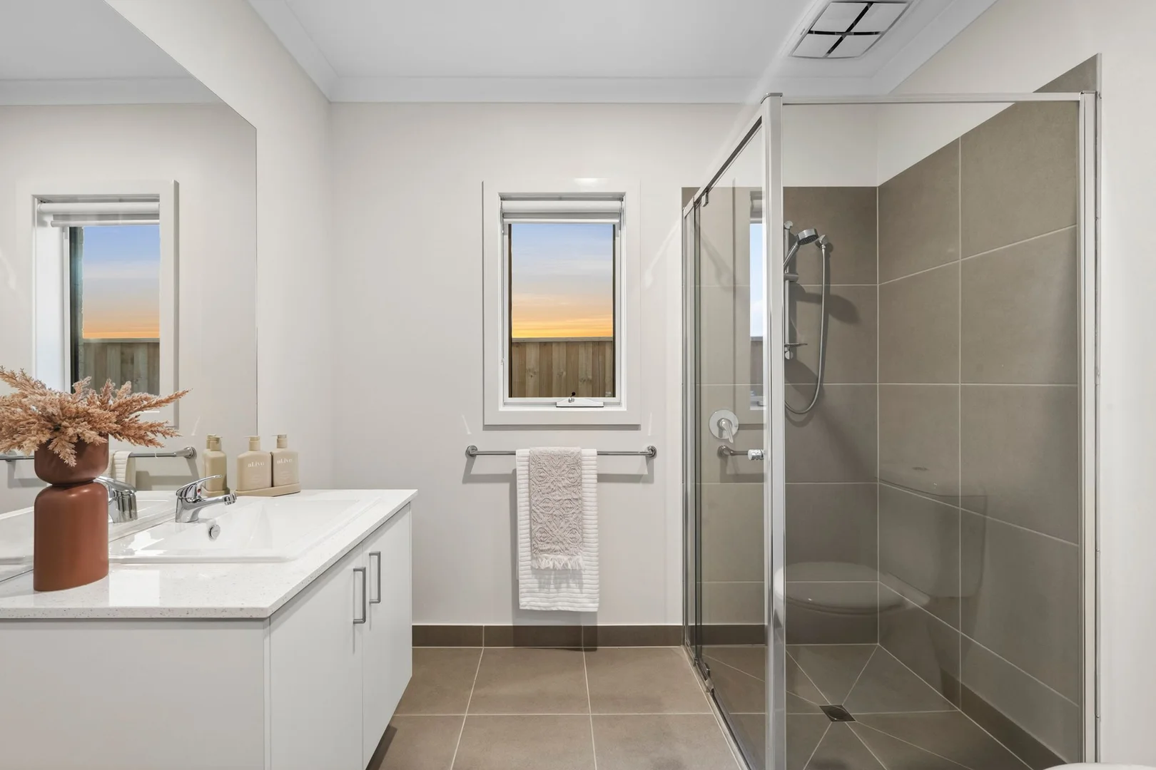 Additional image 15 of 8 Flow Way, Armstrong Creek VIC 3217