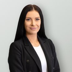 Stephanie  Cantwell, Property manager