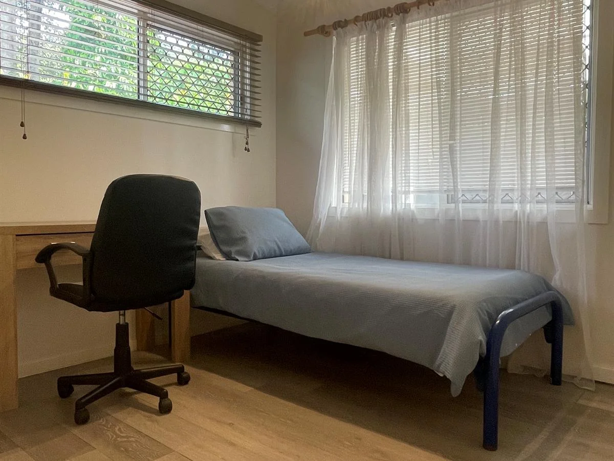 Additional image 9 of Manoora QLD 4870