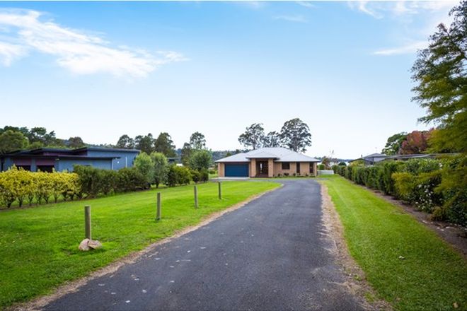 Picture of 10 Waterside Lane, MILLINGANDI NSW 2549