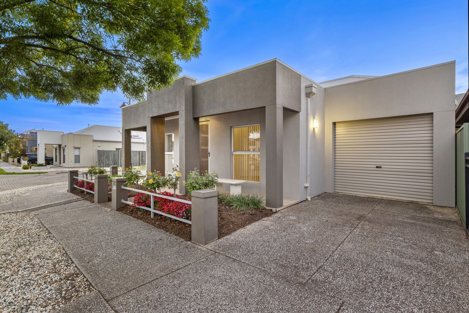 3 bedrooms House in 104 Shoalhaven Circuit MAWSON LAKES SA, 5095