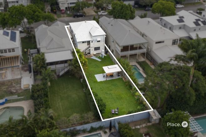 Picture of 14 Harris Street, HAWTHORNE QLD 4171