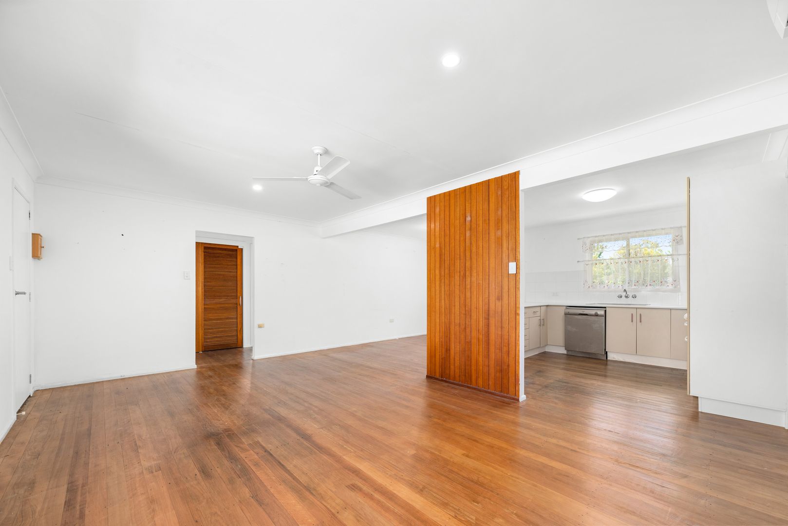 97 Musgrave Avenue, Labrador QLD 4215 House For Rent Domain