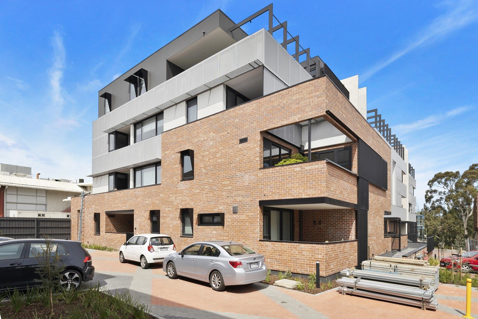 2 bedrooms Apartment / Unit / Flat in 205/200 Beavers Road NORTHCOTE VIC, 3070