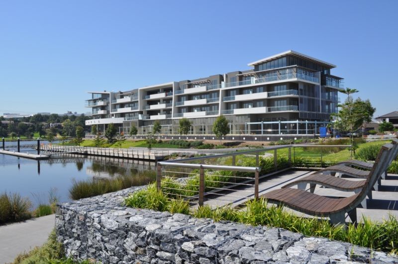 2 bedrooms Apartment / Unit / Flat in 216/55 Cumberland Drive MARIBYRNONG VIC, 3032