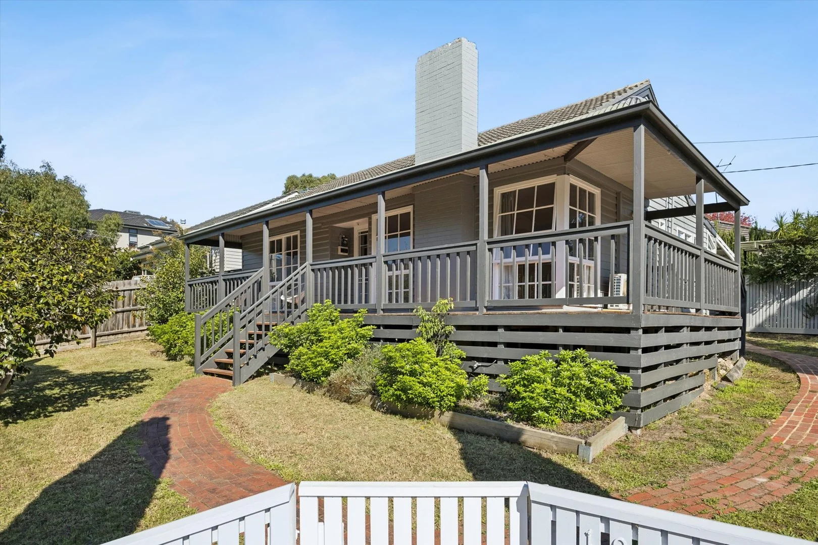 19 Hansen Rd, Kilsyth VIC 3137