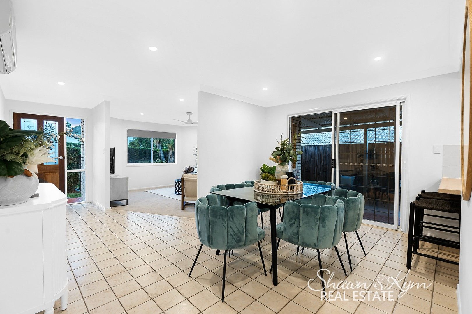 14 Christina Place, Belmont QLD 4153, Image 1