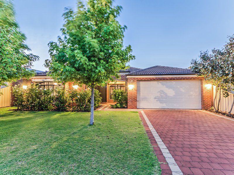 8 Philadelphia Parade, Canning Vale WA 6155, Image 0