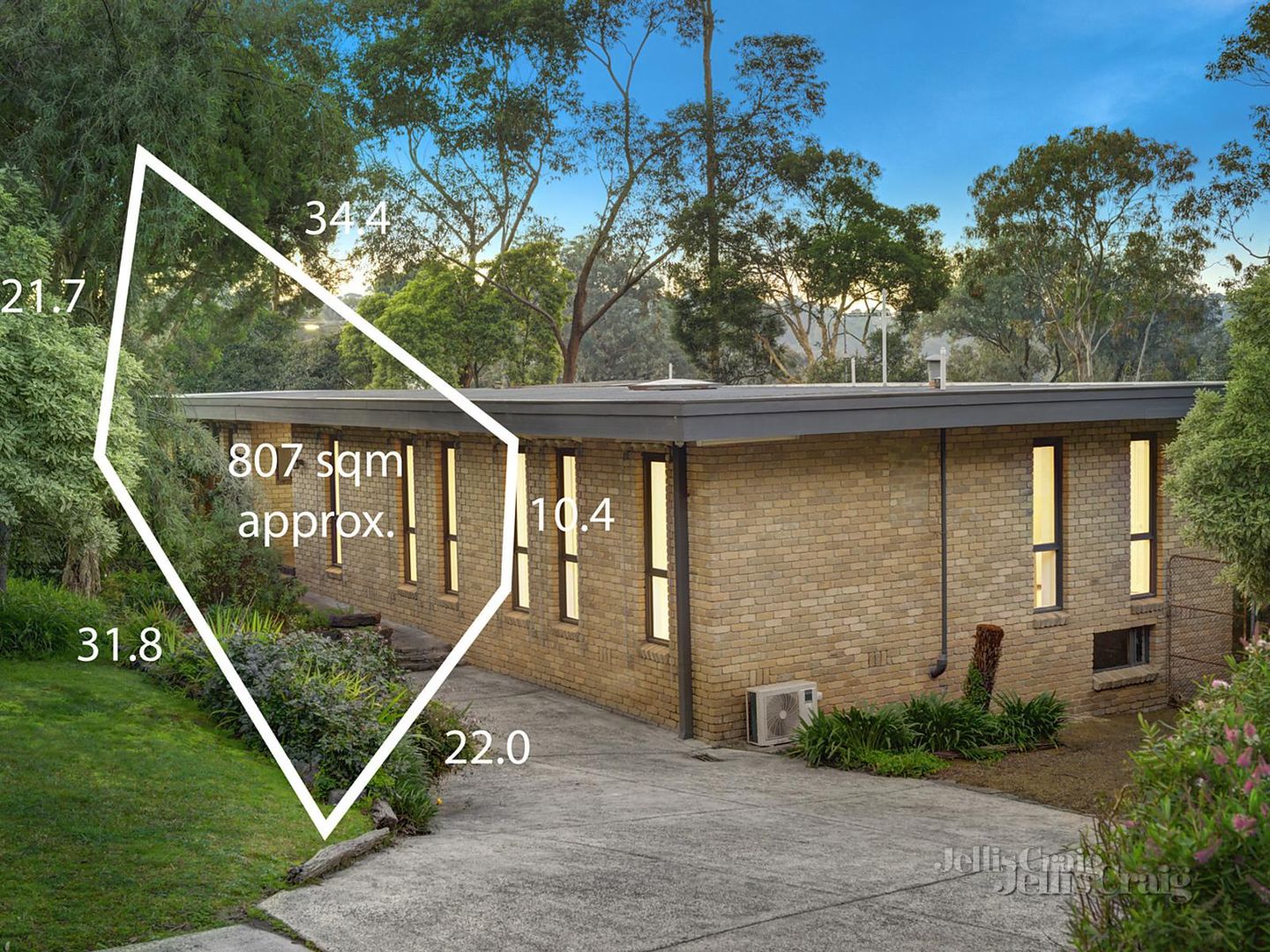 22-24 Woodland Grove, Briar Hill VIC 3088, Image 1