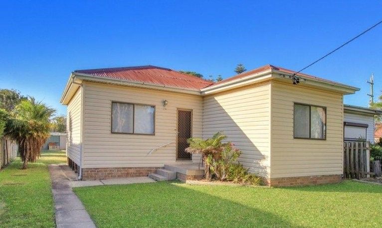 2 bedrooms House in 21 Kent Street BELLAMBI NSW, 2518