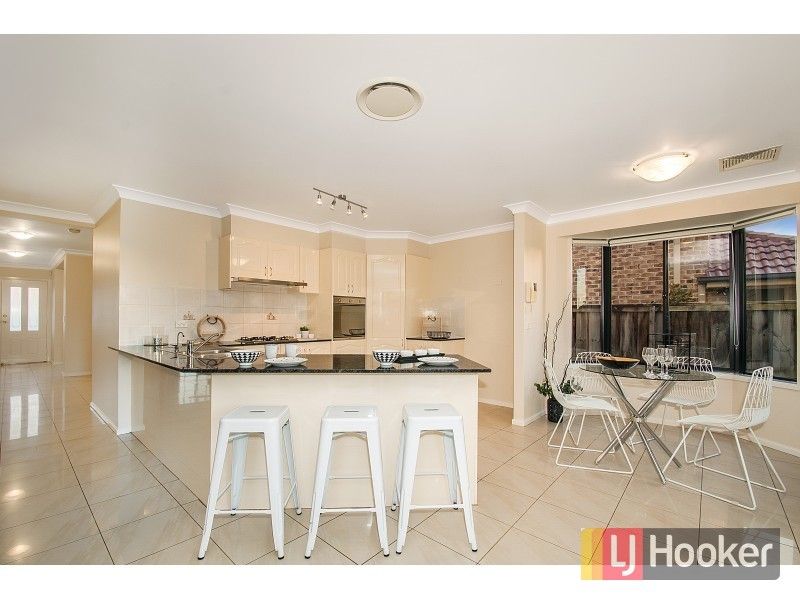 7 Eric Cooper Drive, Castle Hill NSW 2154, Image 2