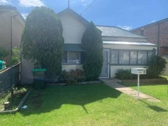 3 bedrooms House in 102 Lockwood street MERRYLANDS NSW, 2160