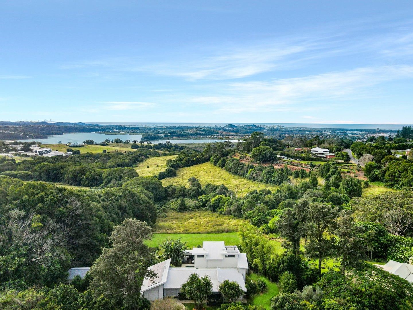 6 bedrooms House in 526 Terranora Road TERRANORA NSW, 2486