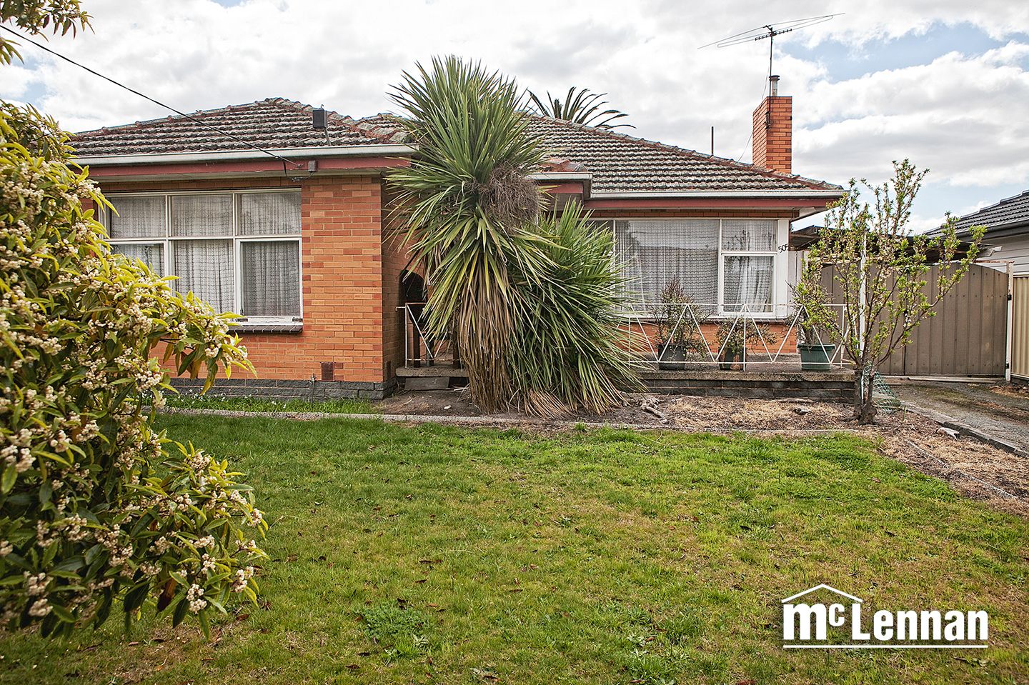 6 Nicole Avenue, Dandenong North VIC 3175, Image 2