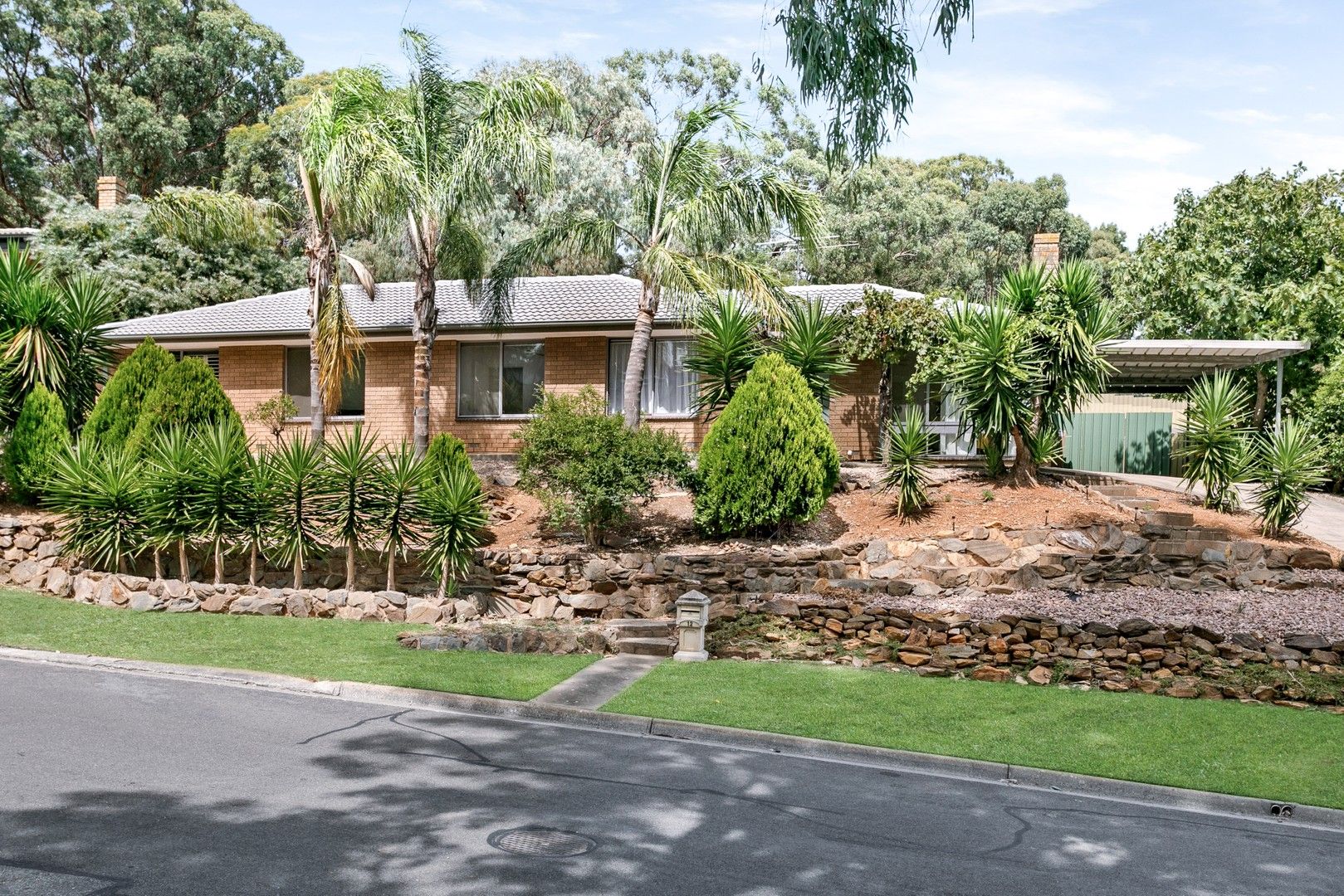 12 Alpine Road, Happy Valley SA 5159, Image 0