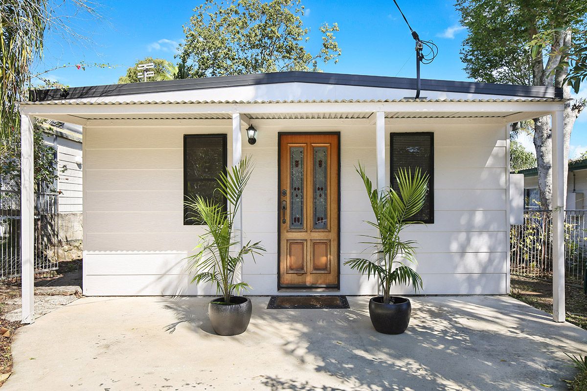 14 Paget Street, Mooloolah Valley QLD 4553