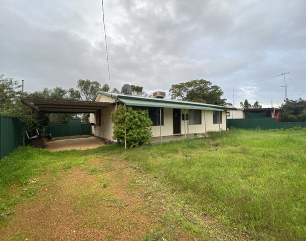 71 Slaughter Street, Three Springs WA 6519