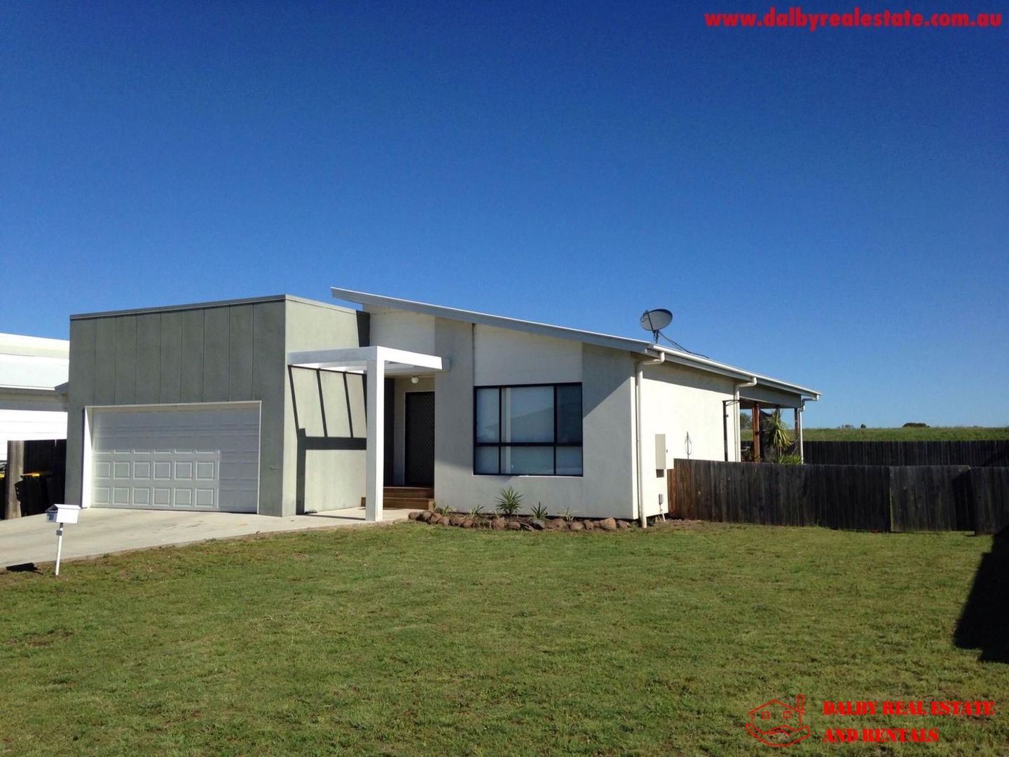 28 Barry Place, Dalby QLD 4405