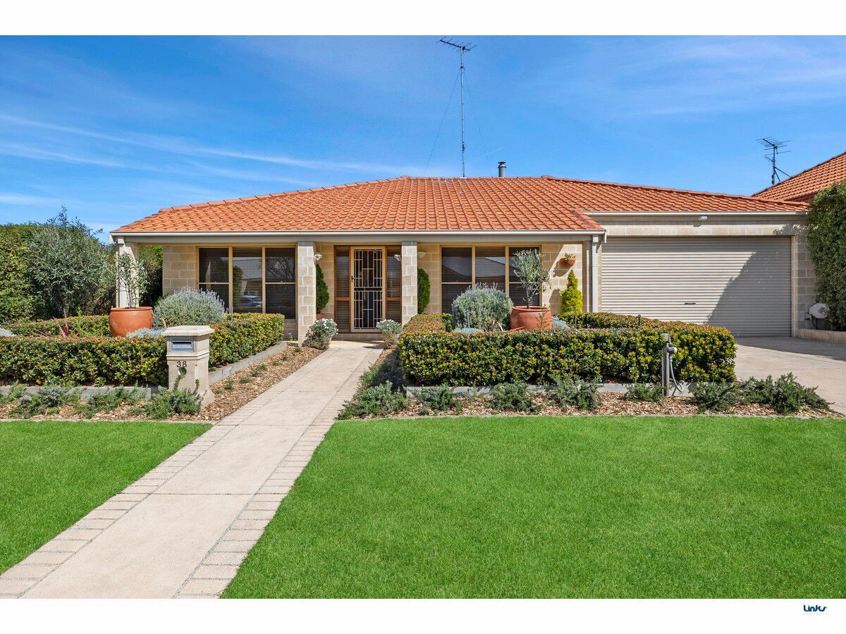 38 Island Drive, Torquay VIC 3228, Image 2