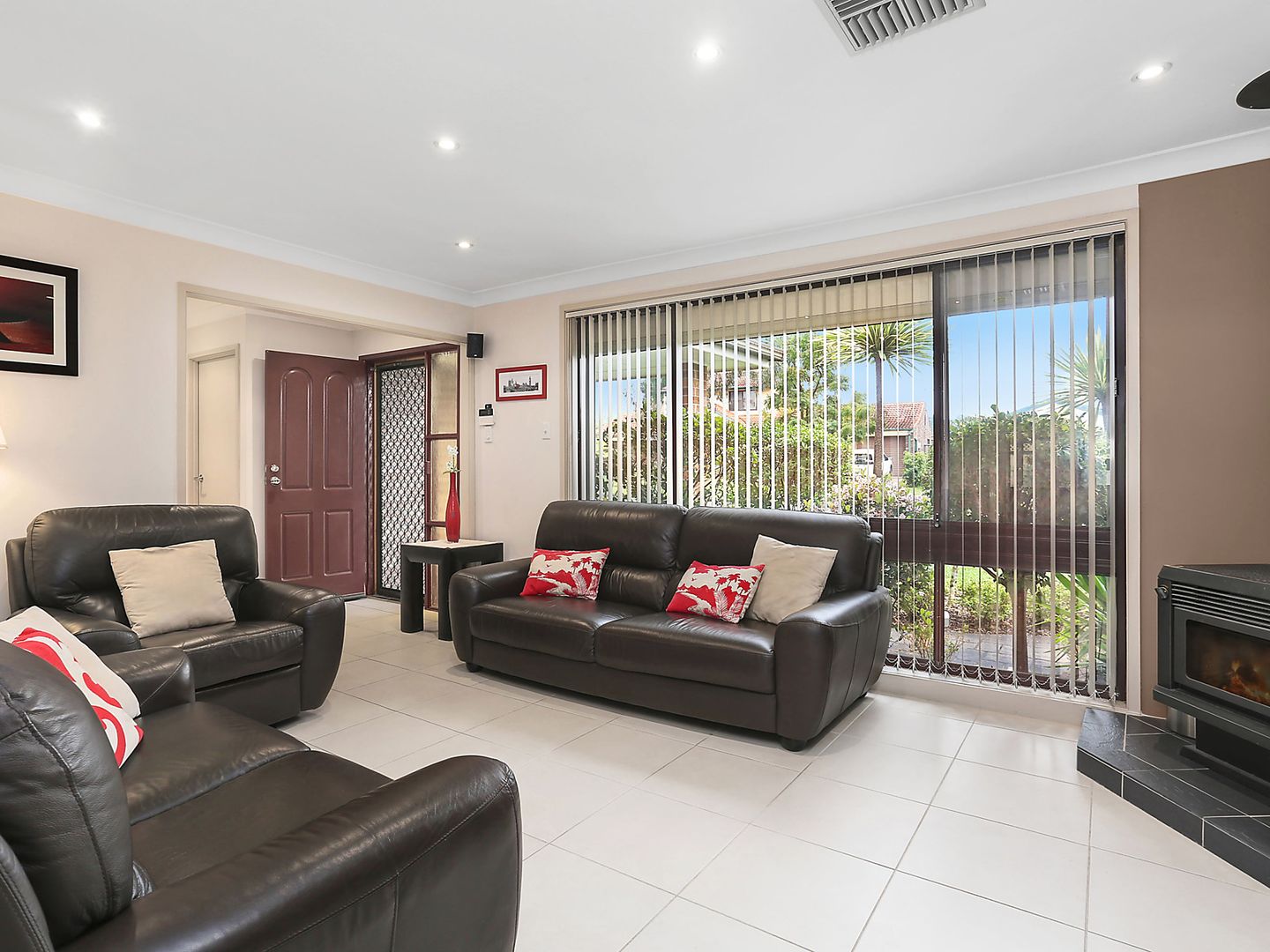 11 Batlow Place, Bossley Park NSW 2176, Image 1