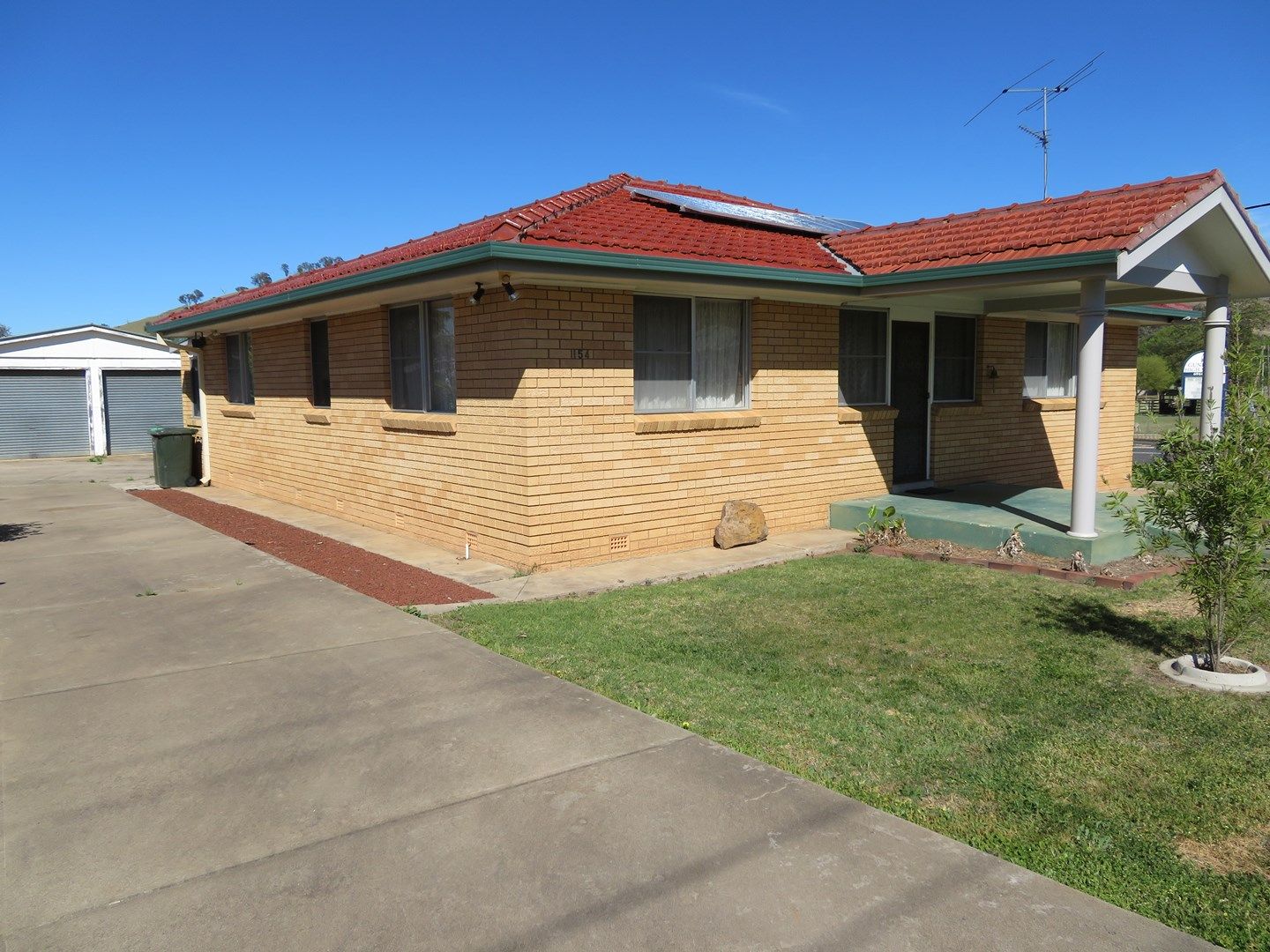 154 Hanley Street, Gundagai NSW 2722, Image 0