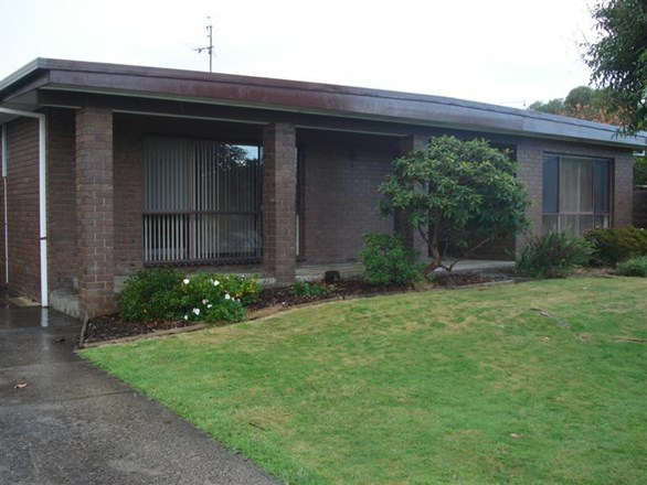 9 James Street, Colac VIC 3250