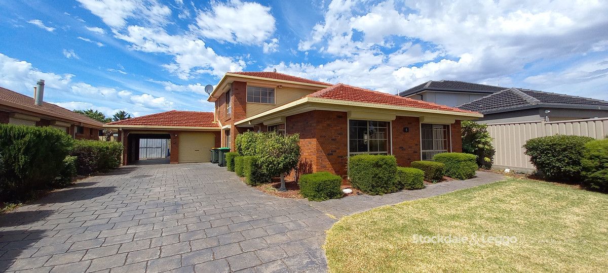 5 St Warden Court, Keilor Downs VIC 3038 House For Rent 430 Domain