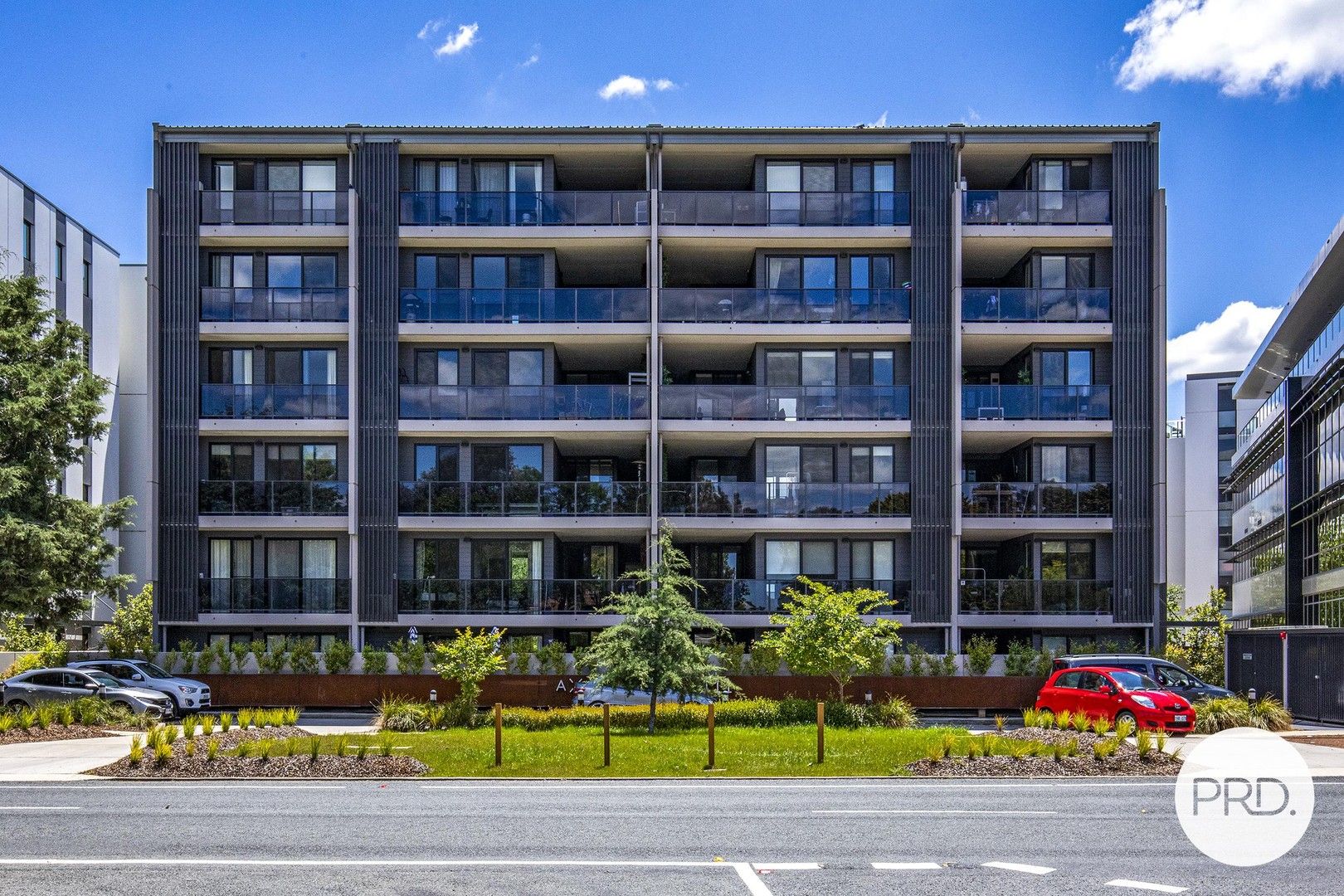 2 bedrooms Apartment / Unit / Flat in 34/111 Canberra Avenue GRIFFITH ACT, 2603