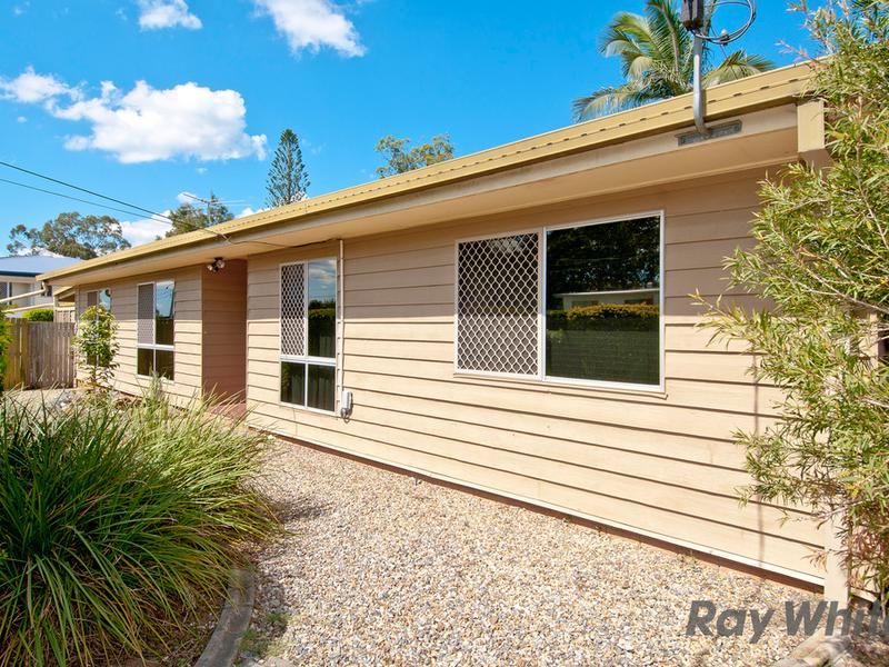 27 Emerald Street, Marsden QLD 4132, Image 2