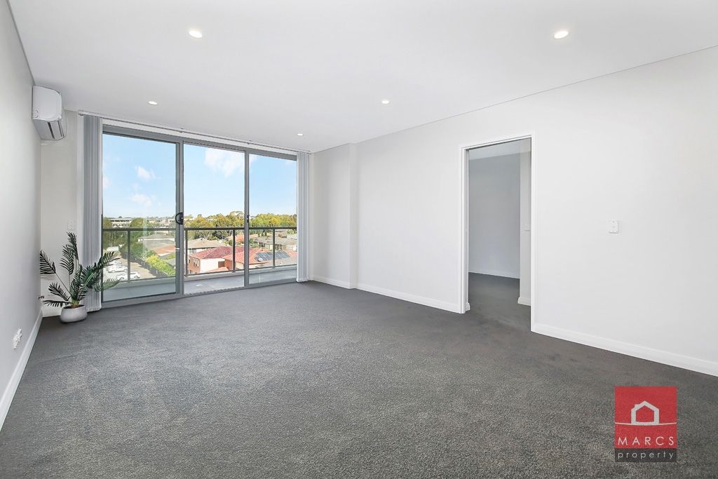 1 bedrooms Apartment / Unit / Flat in 12/14 Merriville Road KELLYVILLE RIDGE NSW, 2155