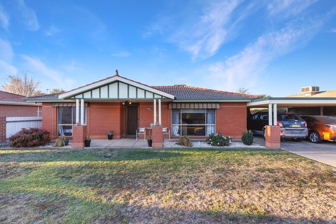 Picture of 2 Yungana Place, GLENFIELD PARK NSW 2650