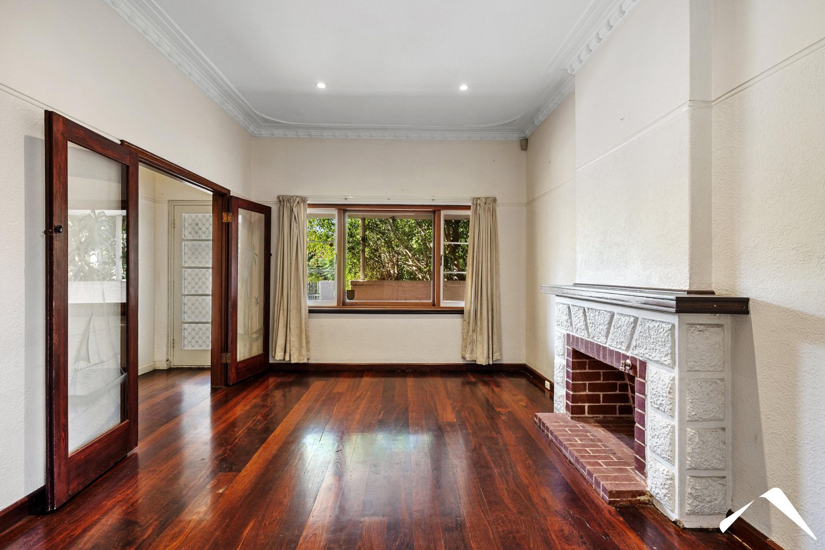 433 Walcott Street, Coolbinia WA 6050 House For Rent 620 Domain