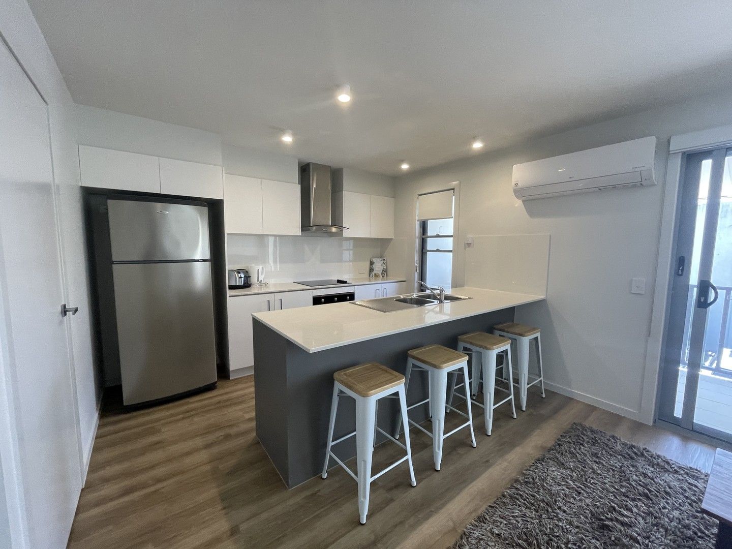 1 bedrooms Apartment / Unit / Flat in 6/23 Venture Drive NOOSAVILLE QLD, 4566