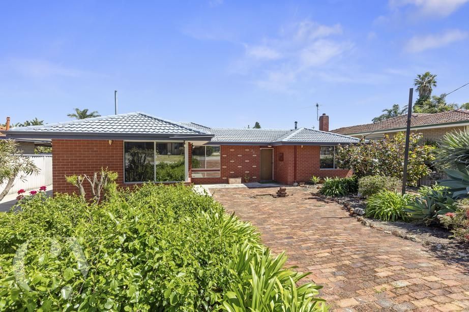 3 bedrooms House in 23 Blackham Way BALGA WA, 6061