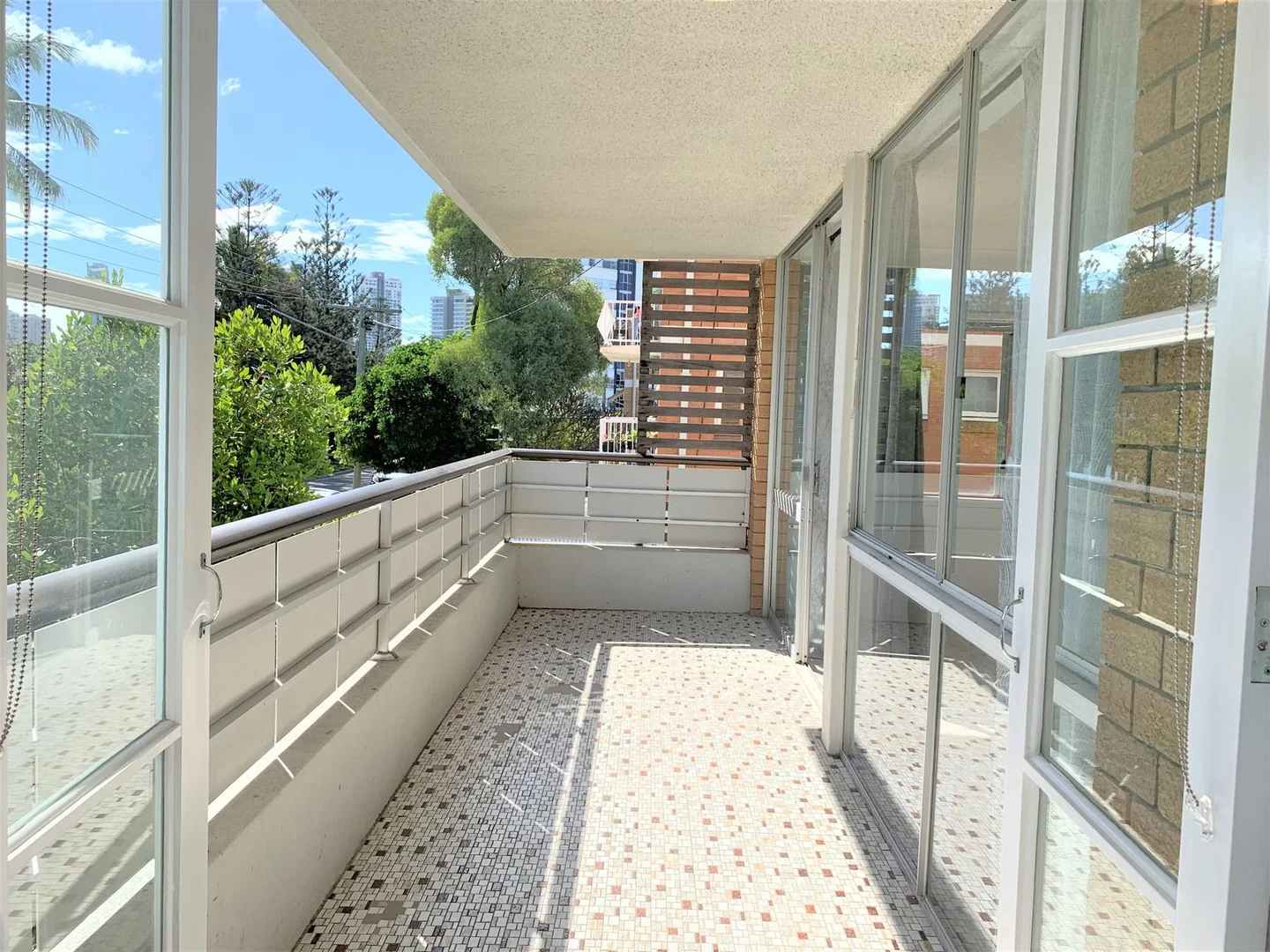 Additional image 3 of 1/23 Watson Esplanade, Surfers Paradise QLD 4217