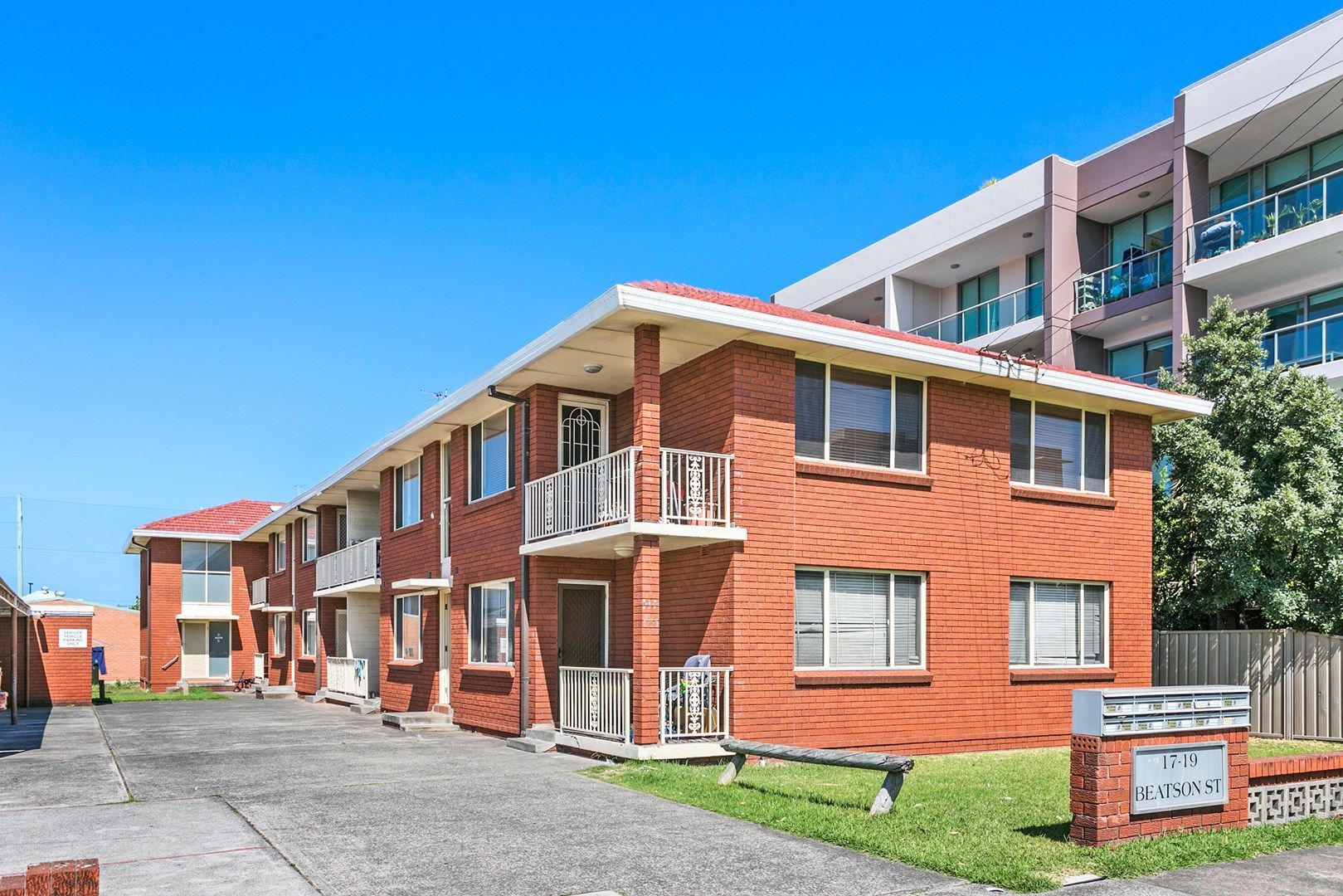 2/17-19 Beatson Street, Wollongong NSW 2500, Image 2