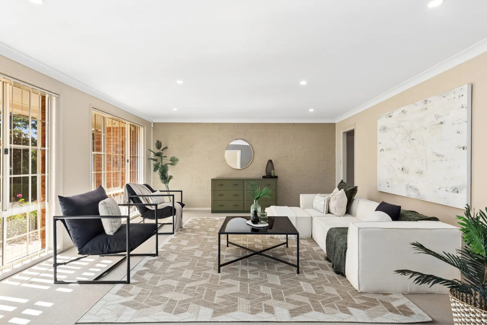 Spacious family living retreat - View 5